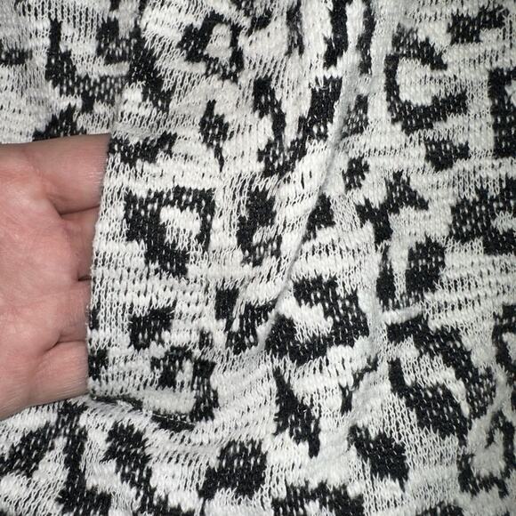 Bobeau Open Front Leopard Print Cardigan Sweater 2X Gray Black Knit Pockets - Picture 6 of 11